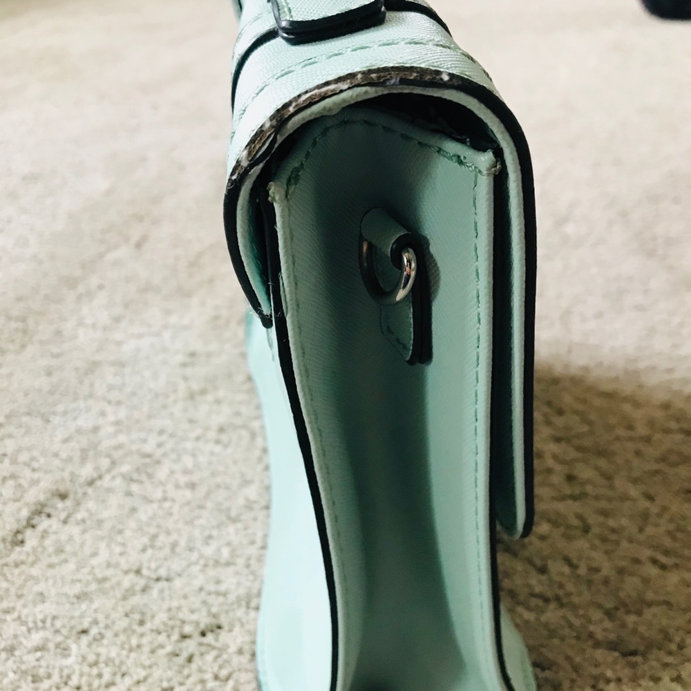 🦋Pastel Guess Hand Bag Purse - Picture 14 of 16